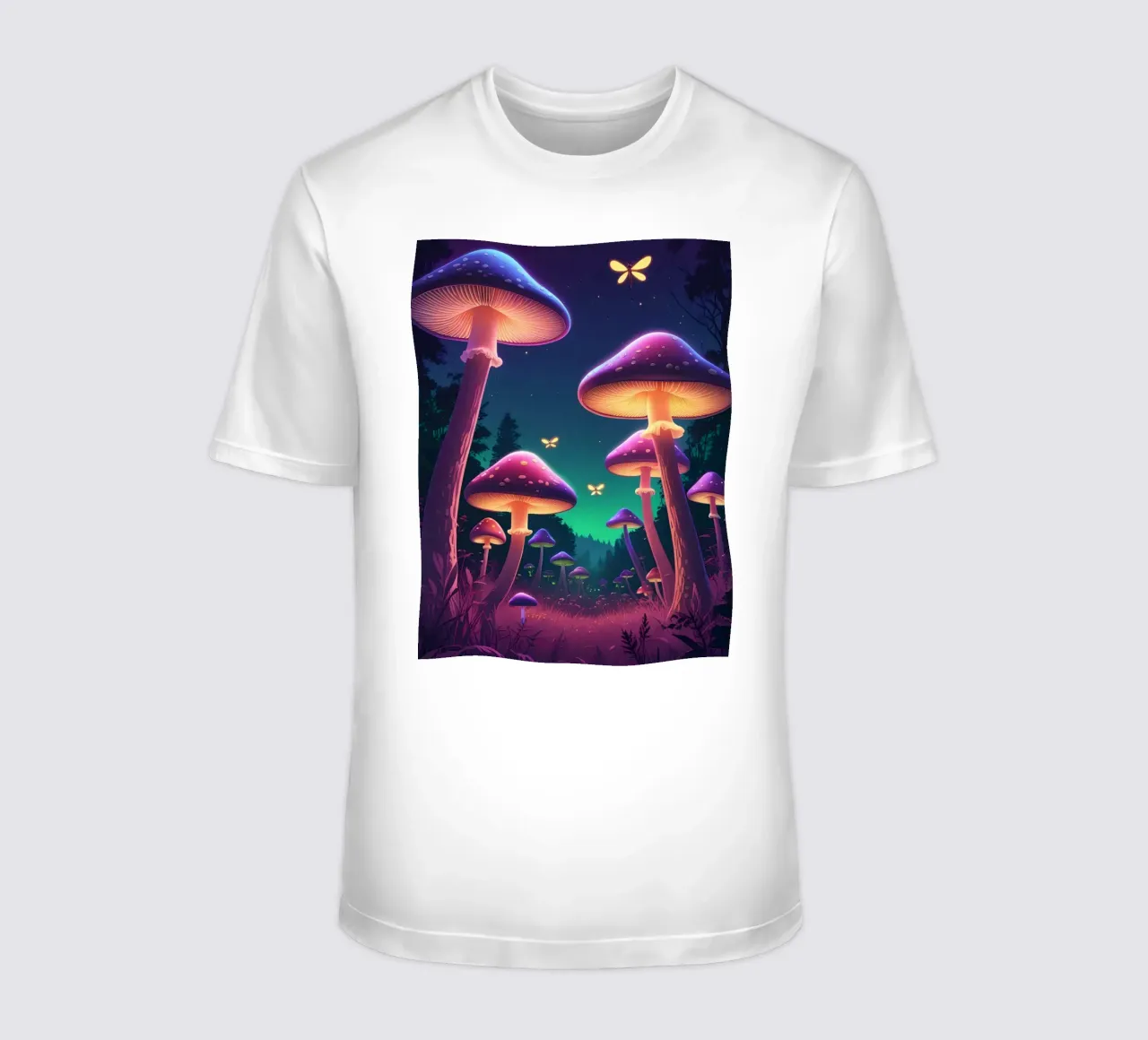Setas bioluminiscentes y luciérnagas en la noche del bosque camiseta de DesignDoodle