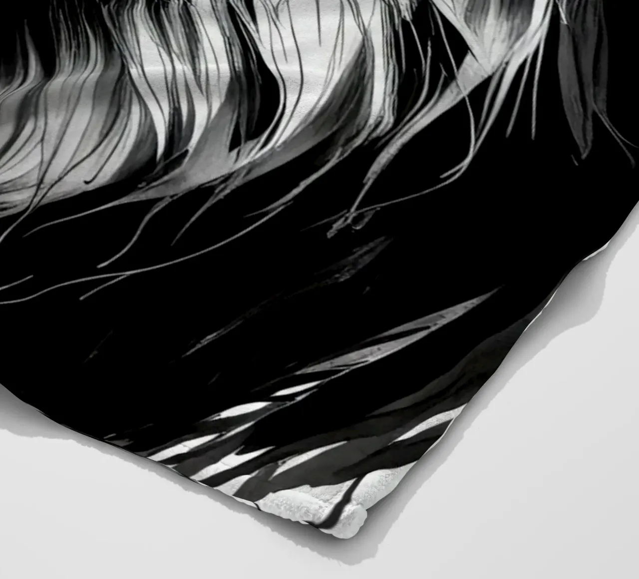 Ritratto di leone in bianco e nero coperta in pile da DesignDoodle