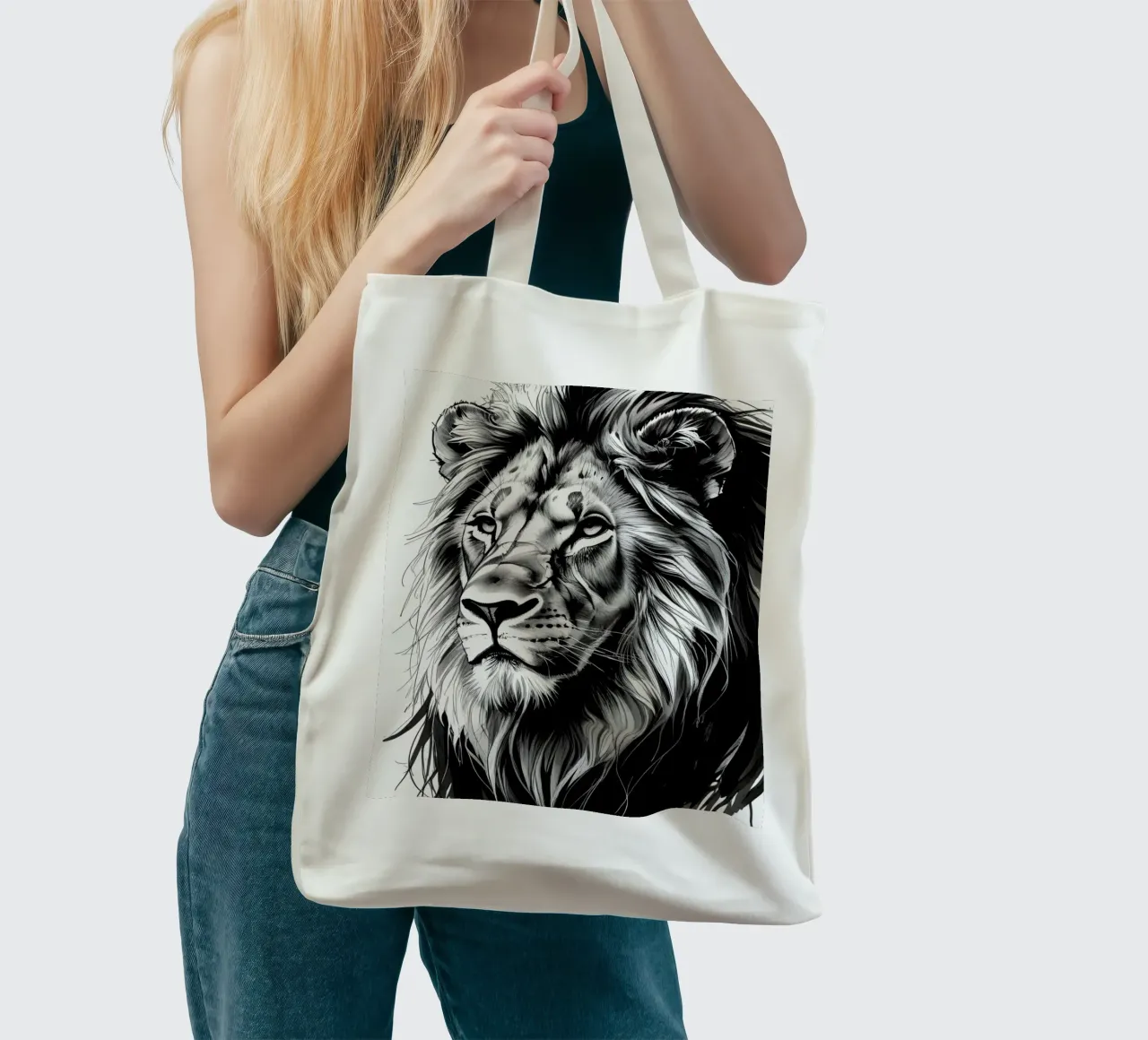 Ritratto di leone in bianco e nero borsa in juta da DesignDoodle