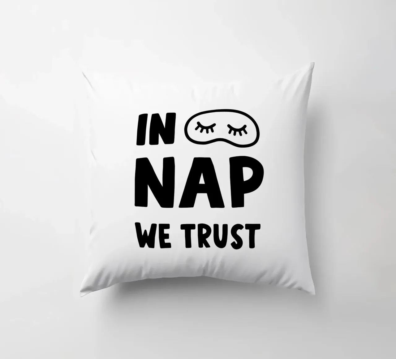 In Nap We Trust - Stampa artistica di Siesta Vibes in bianco e nero cuscino da Kathrin Woo Design
