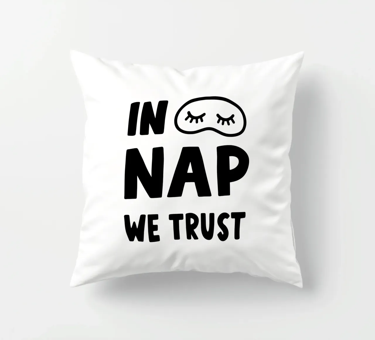 In Nap We Trust - Stampa artistica di Siesta Vibes in bianco e nero cuscino da Kathrin Woo Design