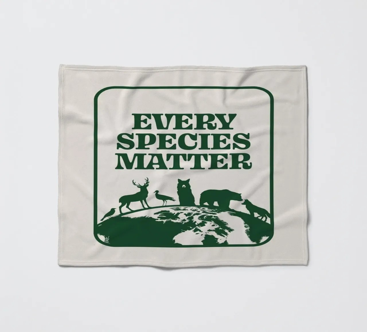 Ogni specie è importante coperta in pile da Eco Rebel Creative