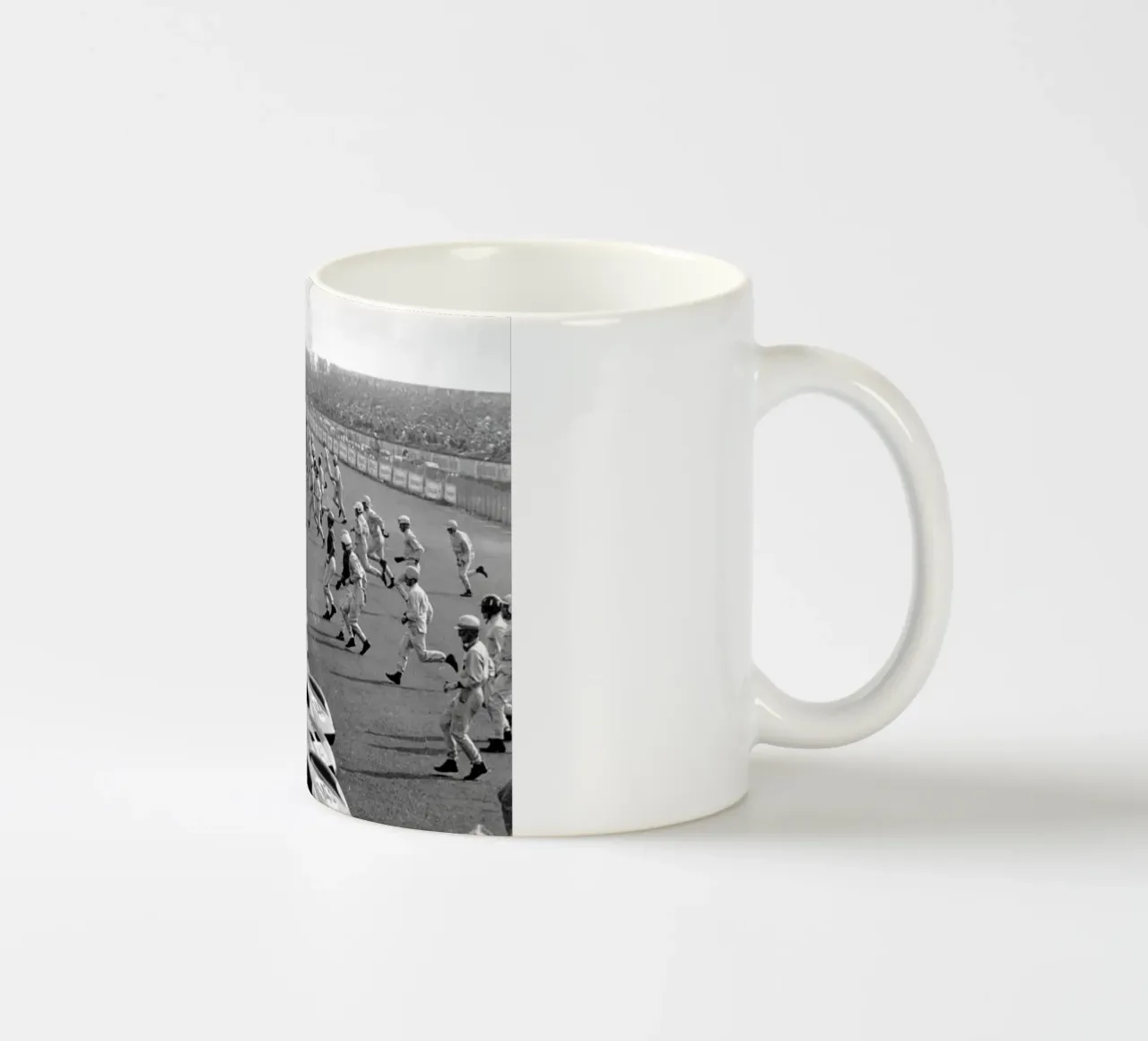 L'ancienne race mug en céramique de Shiva Shops