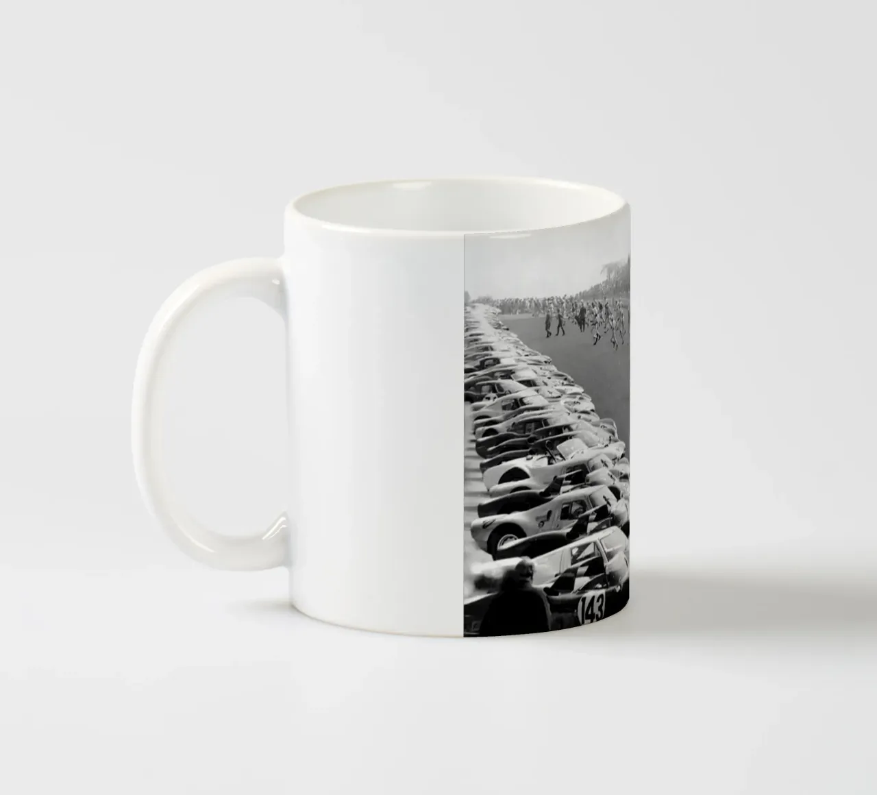 L'ancienne race mug en céramique de Shiva Shops