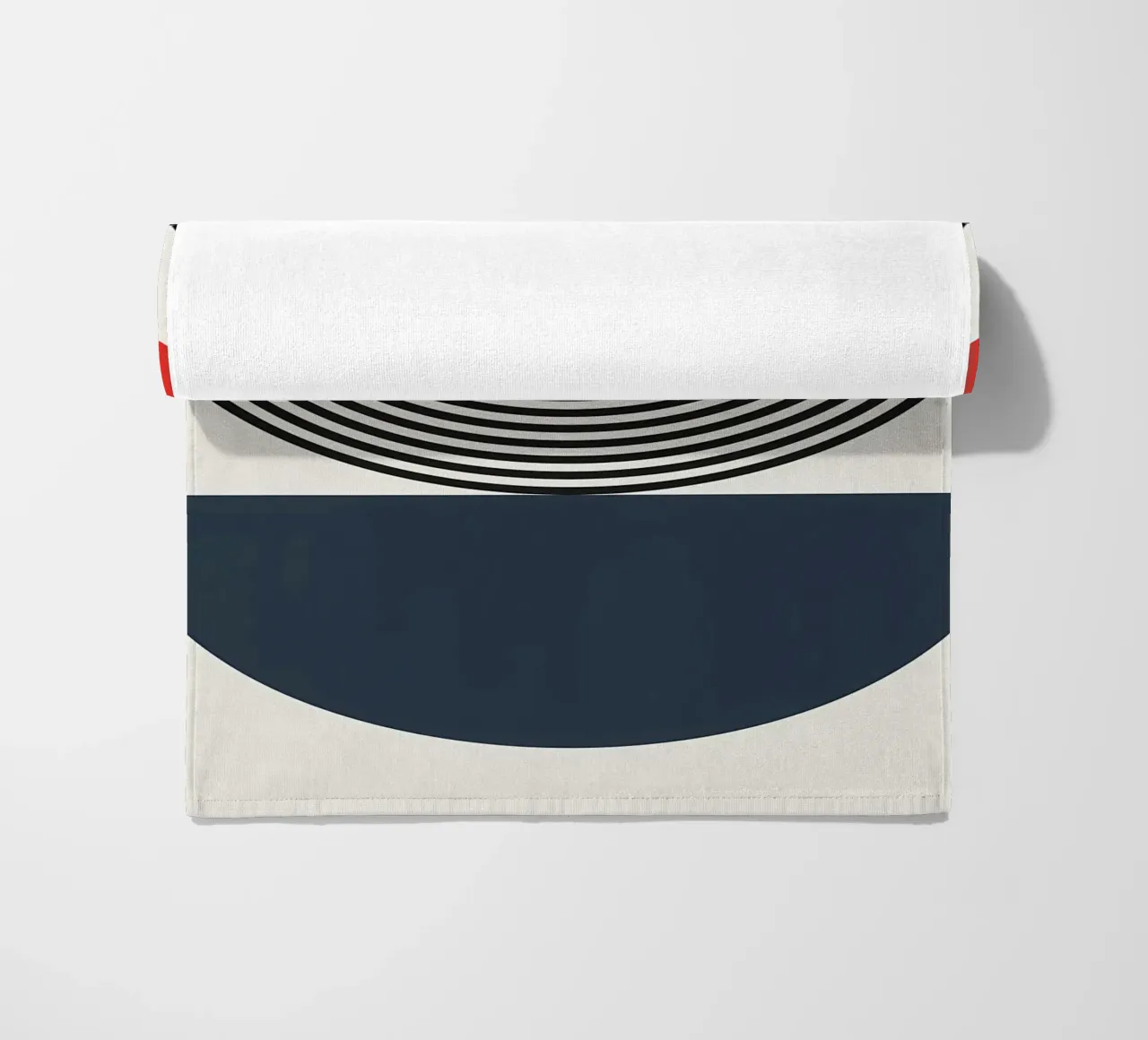 Minimalista telo mare da Noah Bouchard