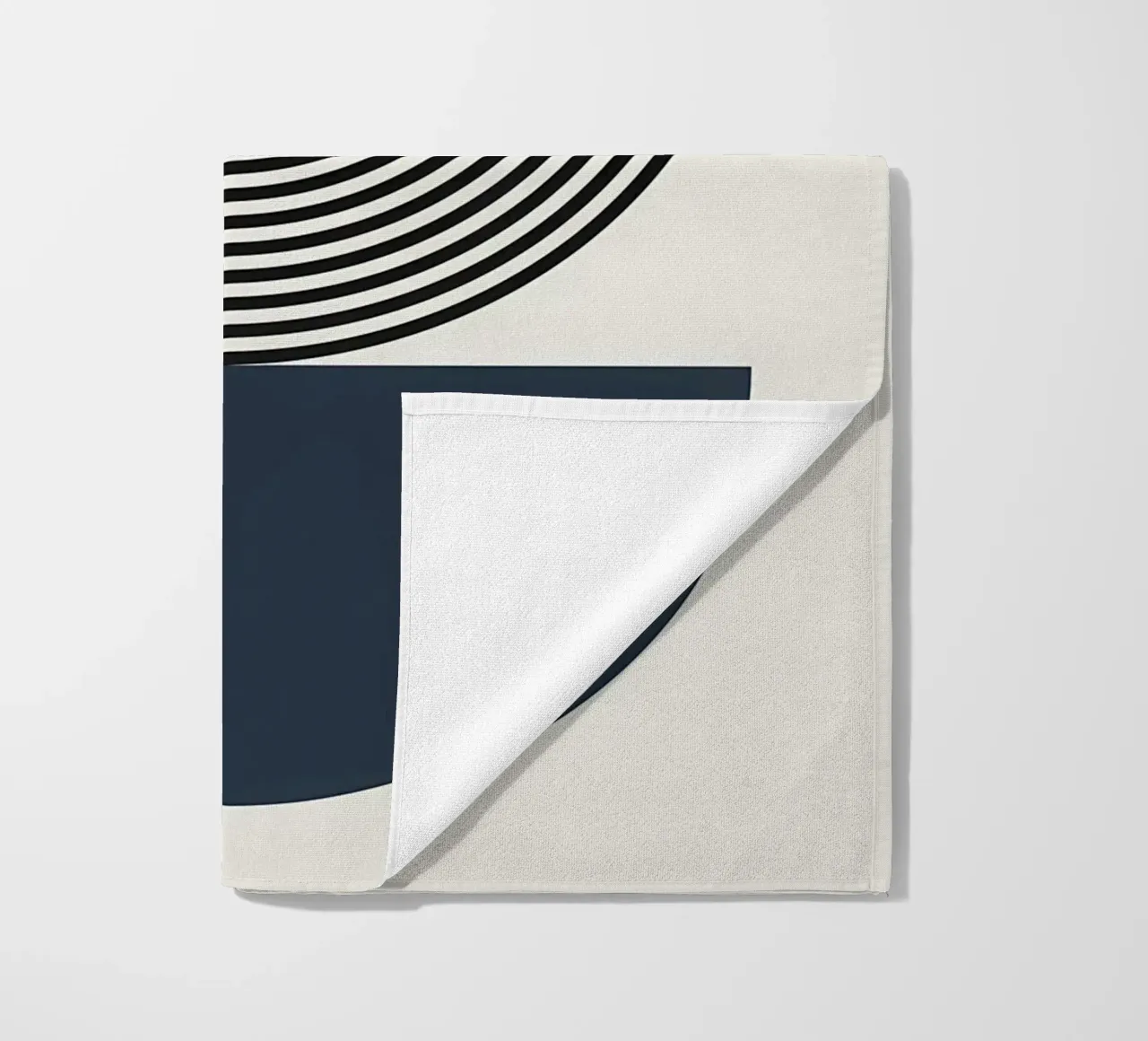 Minimalista telo mare da Noah Bouchard