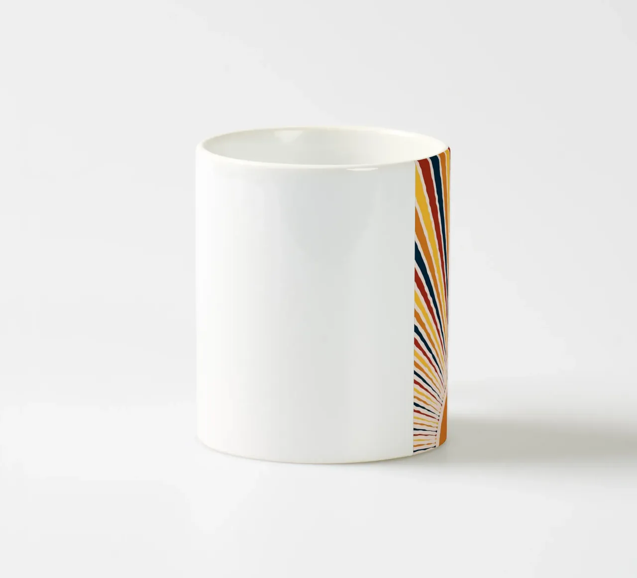 Minimalista tazza in ceramica da Noah Bouchard