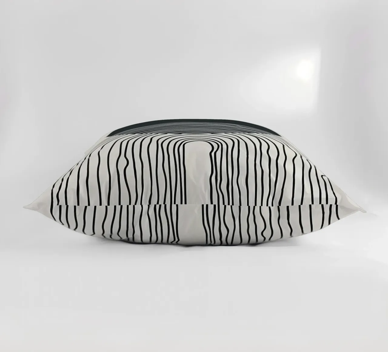 Minimalista cuscino da Noah Bouchard