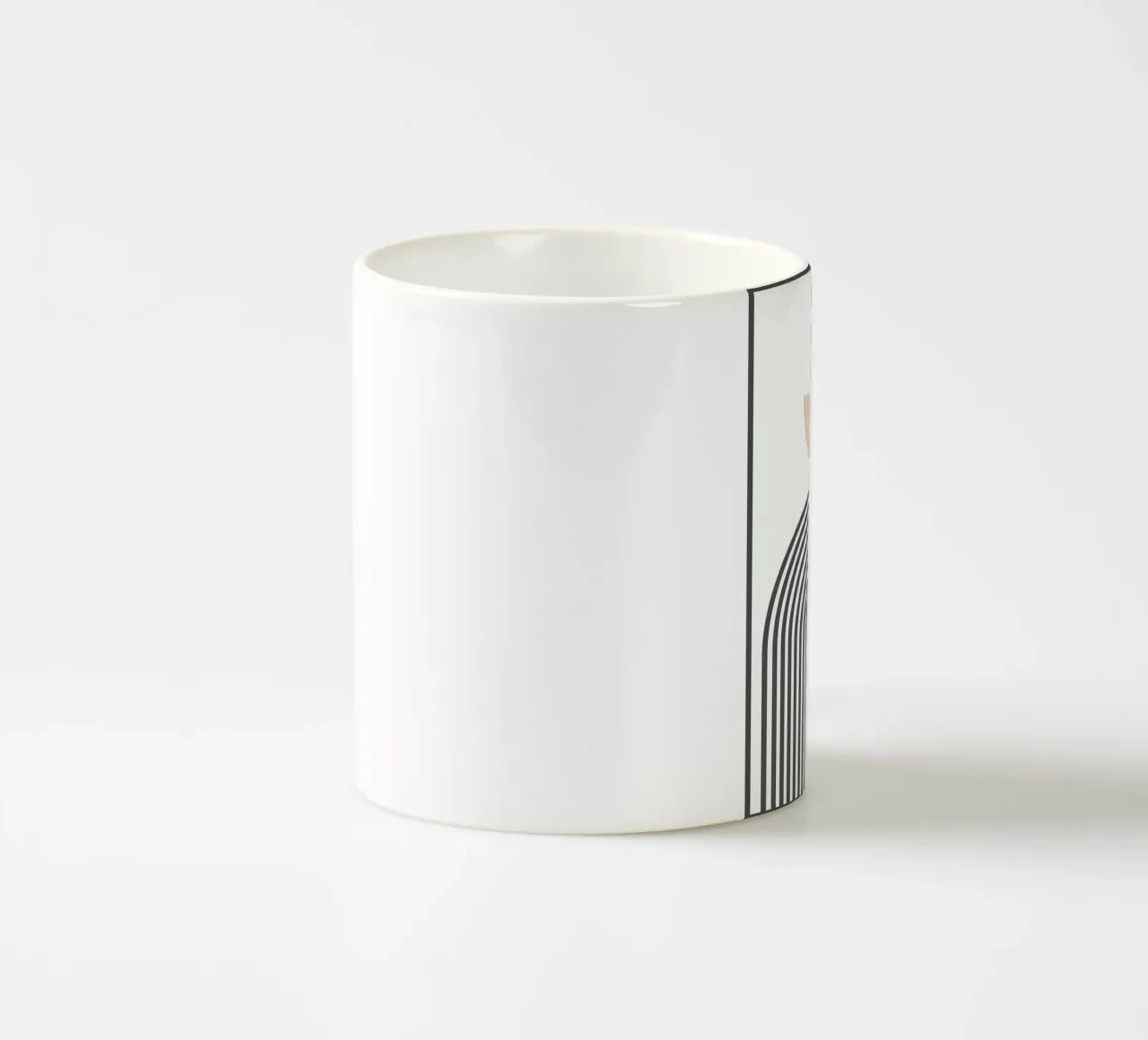 Minimalista tazza in ceramica da Noah Bouchard