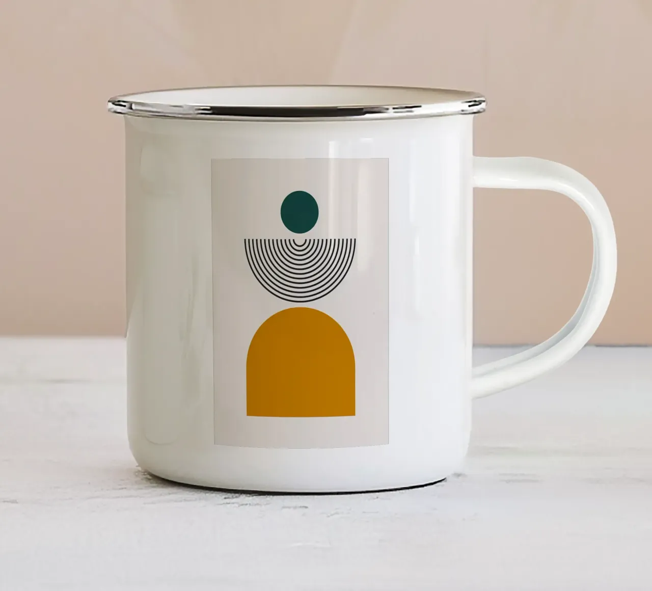Minimalista tazza in smalto da Noah Bouchard