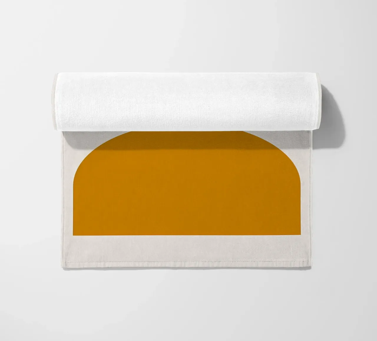 Minimalista telo mare da Noah Bouchard