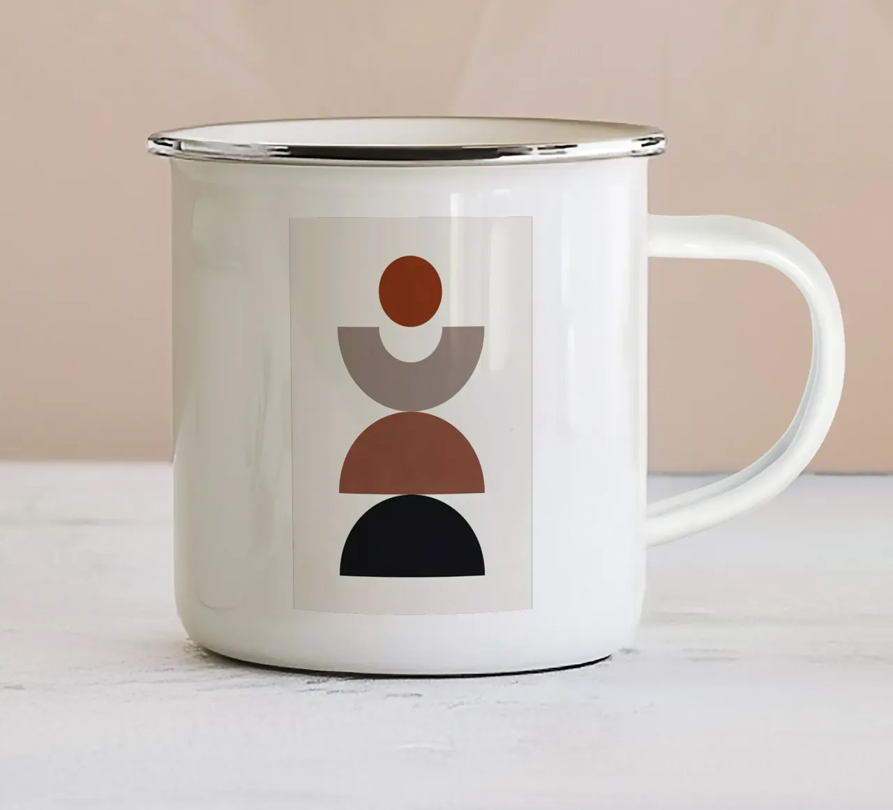 Minimalista tazza in smalto da Noah Bouchard