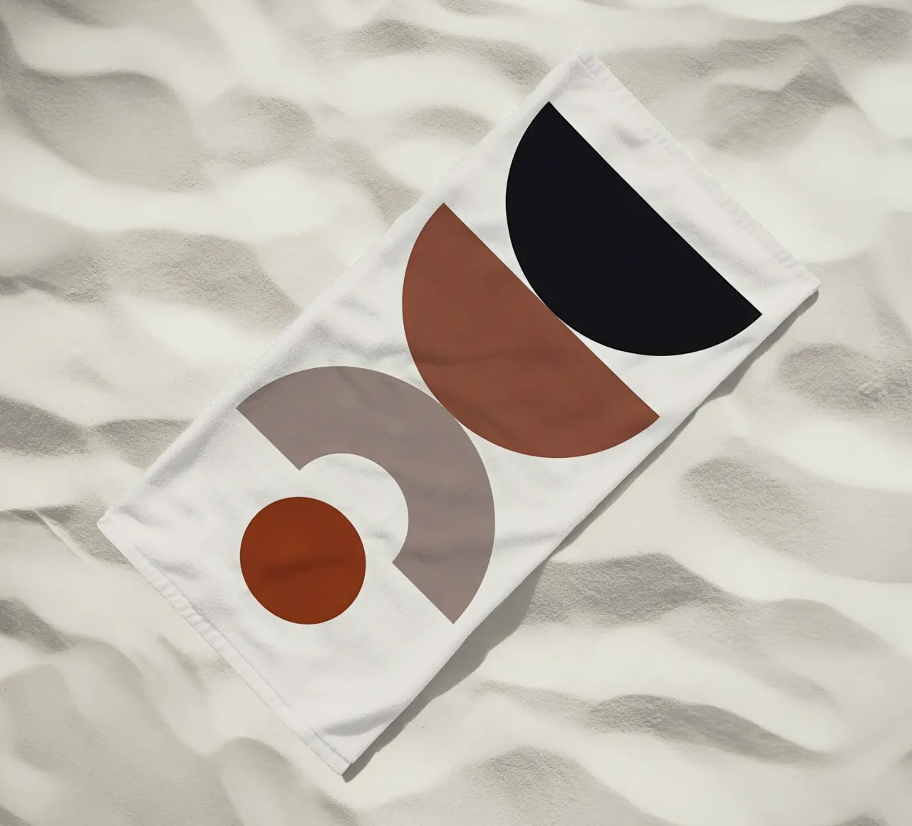 Minimalista telo mare da Noah Bouchard