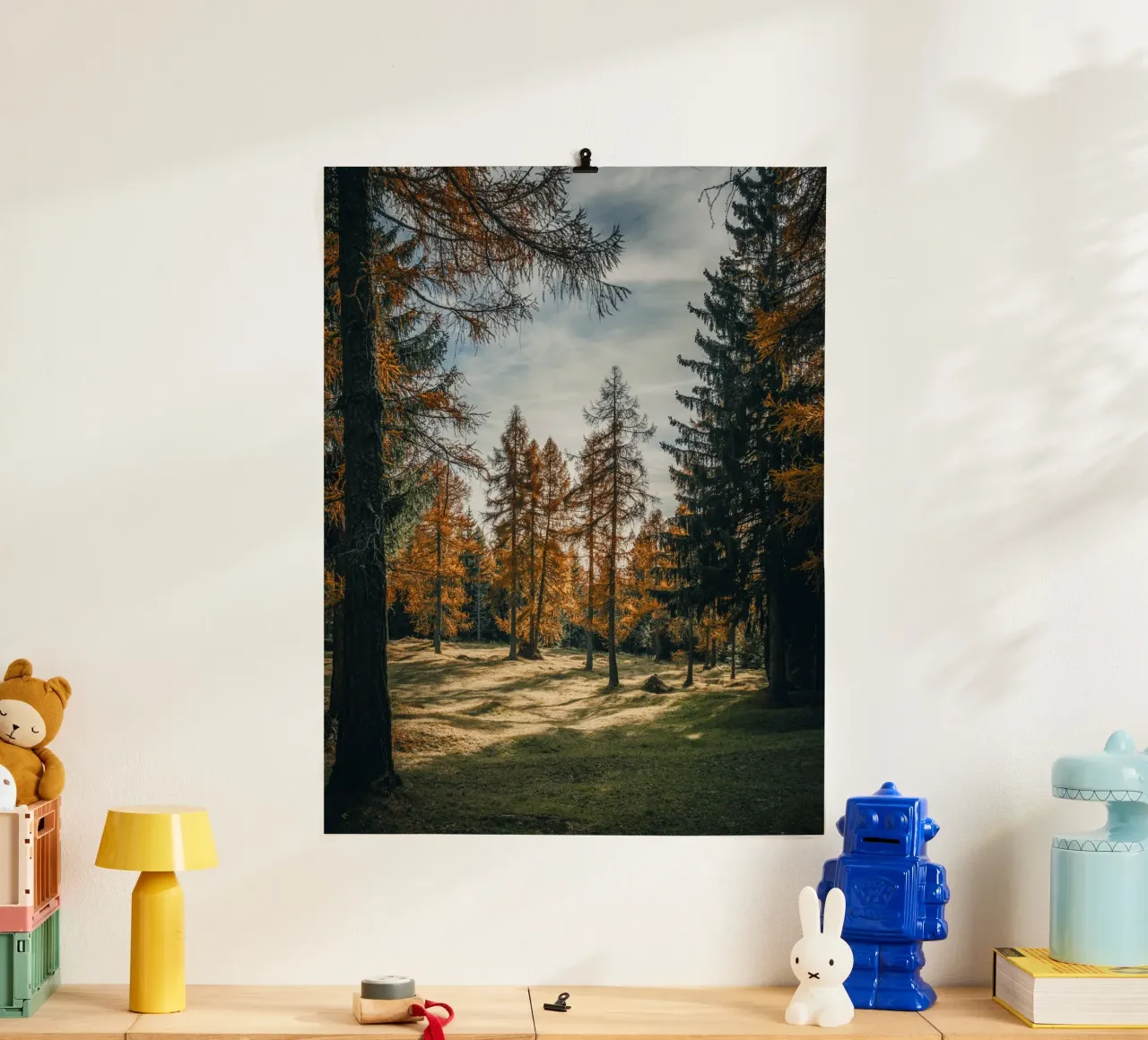 Herbstliche Lärchen in der Schweiz Poster von mbgraphx2