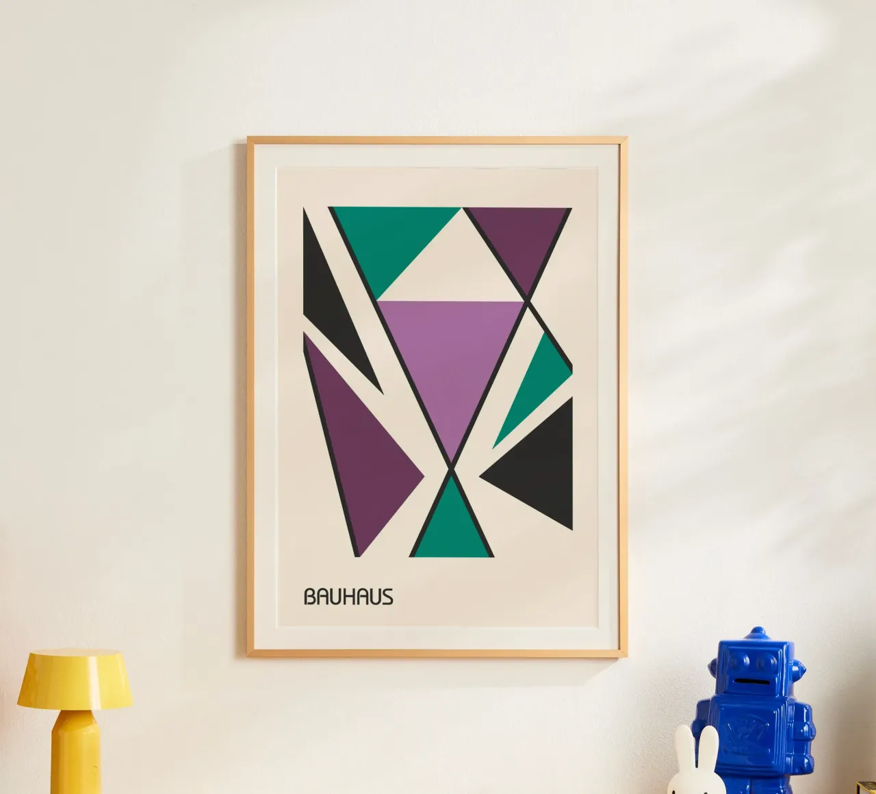 Blauwpaarse Bauhaus print - Abstracte driehoeken geometrisch ontwerp hahnemühle van Grungeo