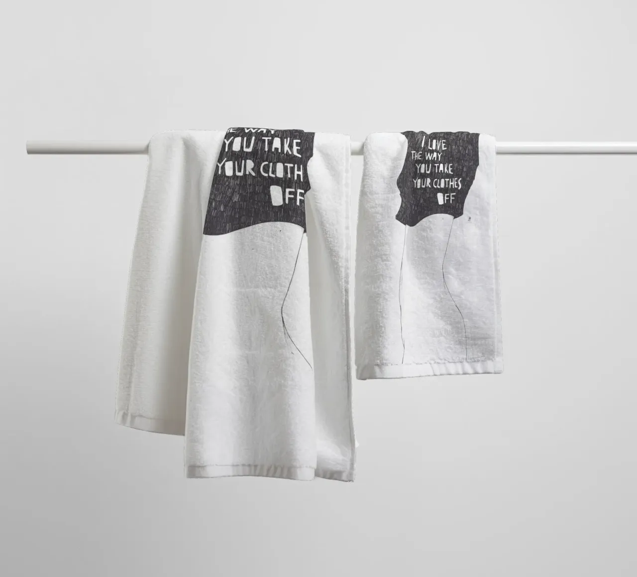 The Way U Take Your Clothes Off asciugamano da bagno da Manuel Rebollo