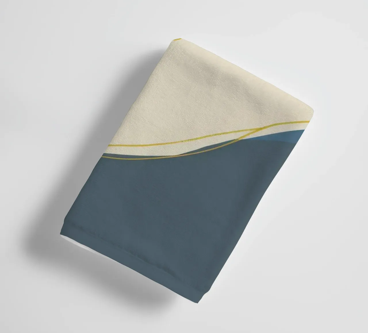 Forme serene e fluide asciugamano da bagno da Sun Riser
