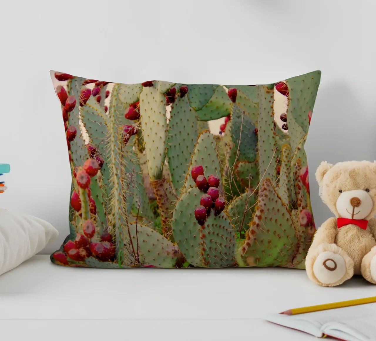 Cactus with prickly pears cuscino da Fjöllart