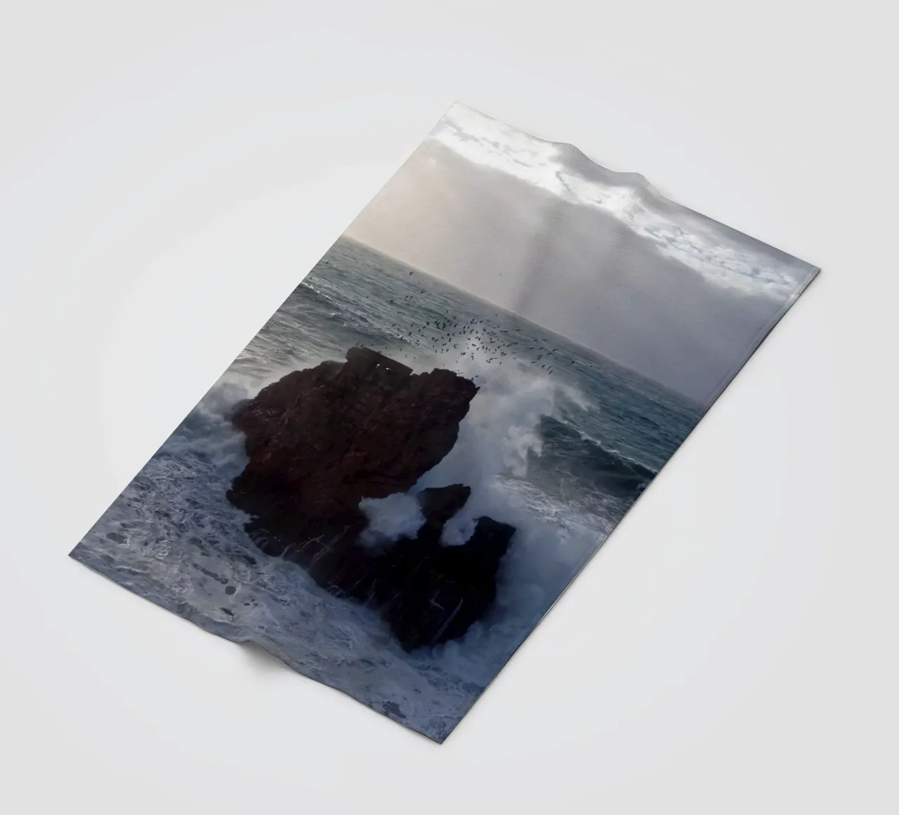 Rugged Atlantic coast off Portugal coperta in pile da Fjöllart