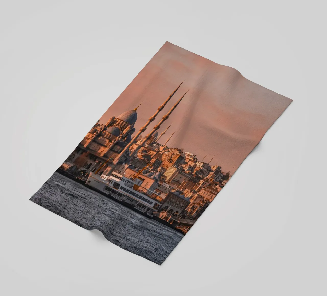 Skyline dell'alba di Istanbul, Turchia telo mare da mbgraphx2