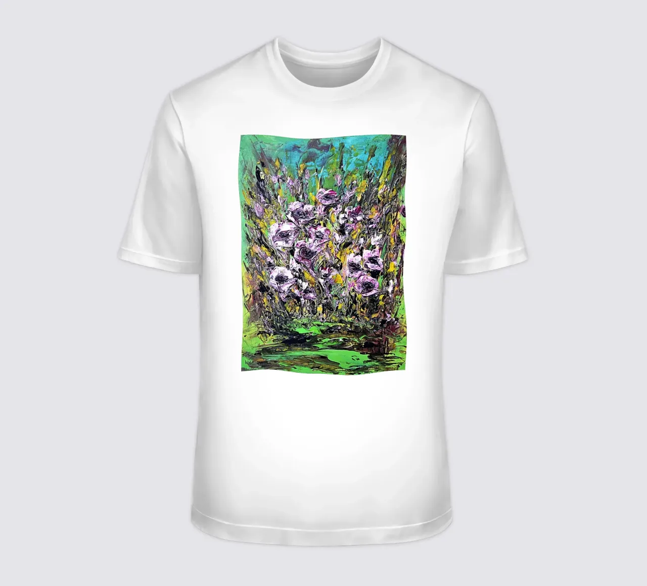 FIORI IN RIVA AL FIUME. t-shirt da Little treasures for your home