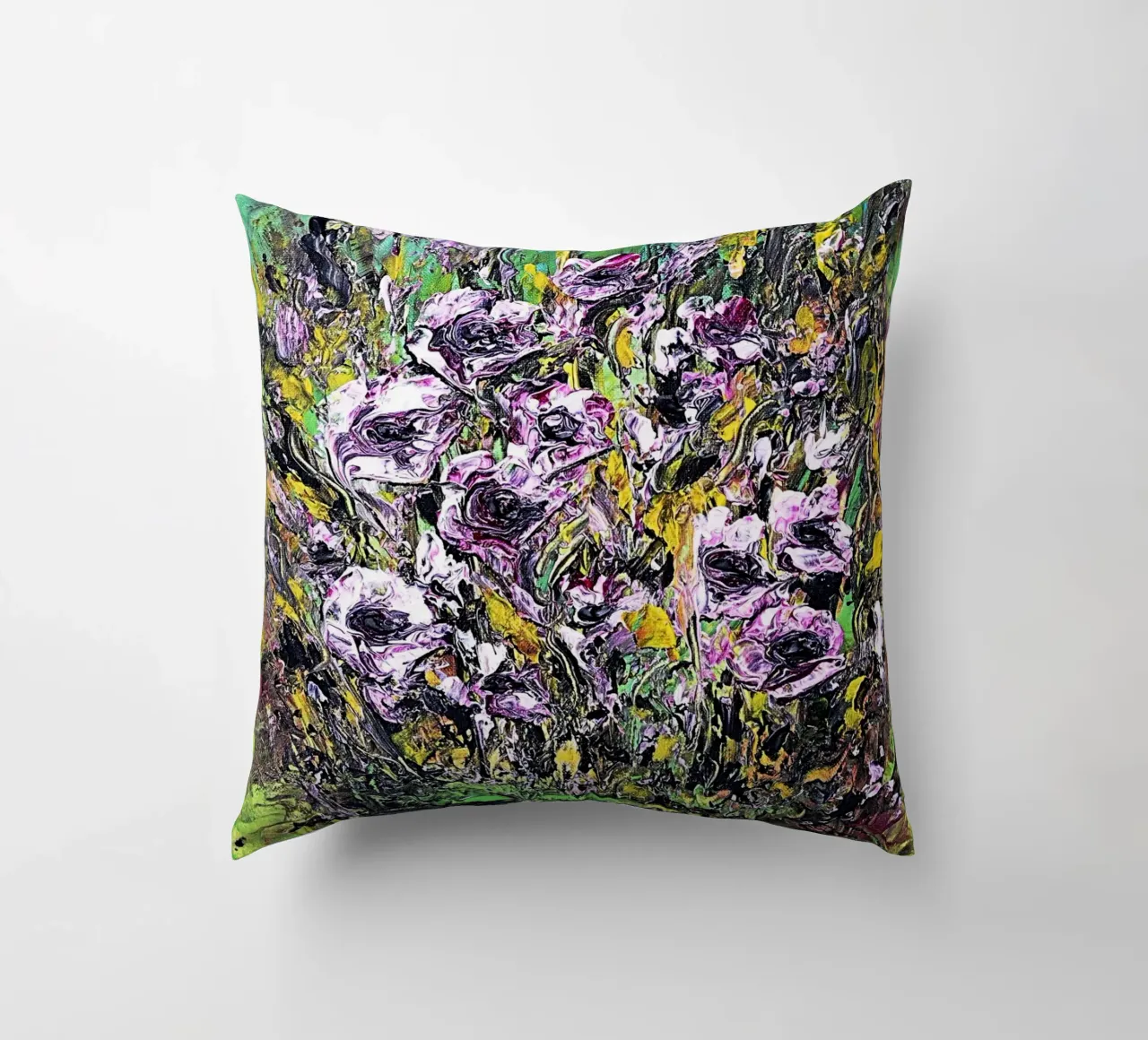 FIORI IN RIVA AL FIUME. cuscino da Little treasures for your home