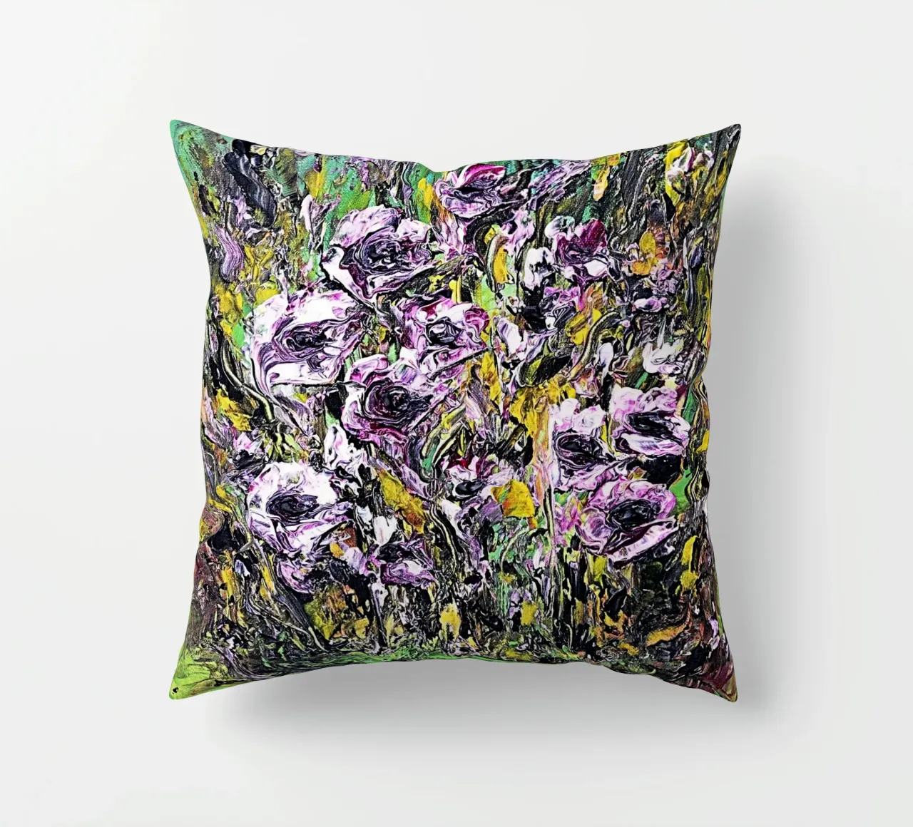 FIORI IN RIVA AL FIUME. cuscino da Little treasures for your home