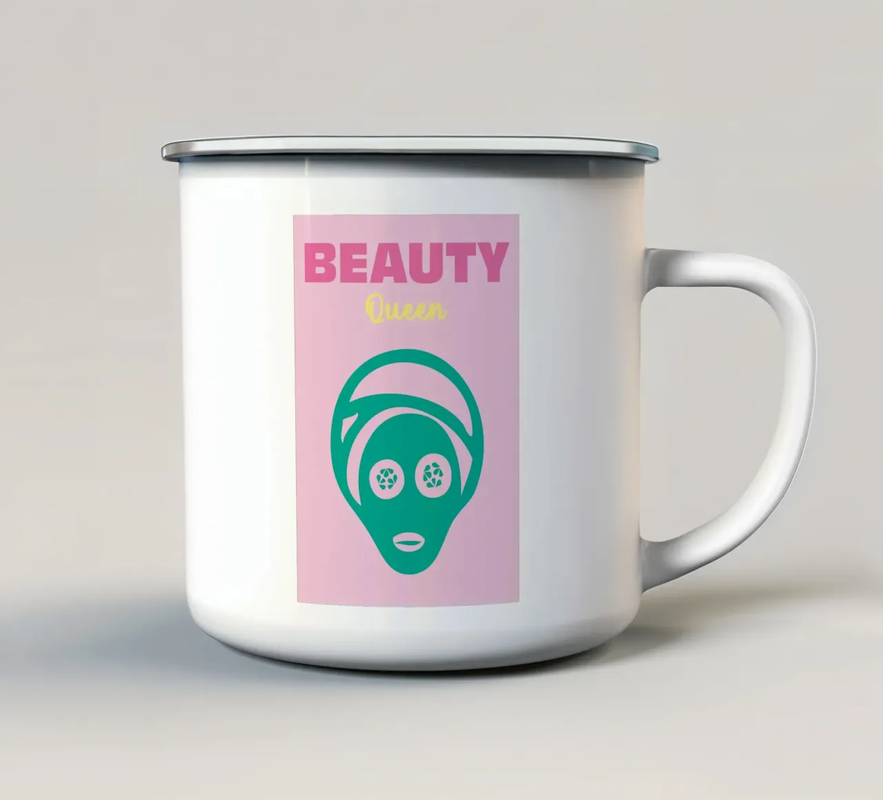 Regina di bellezza tazza in smalto da Colorful Homes