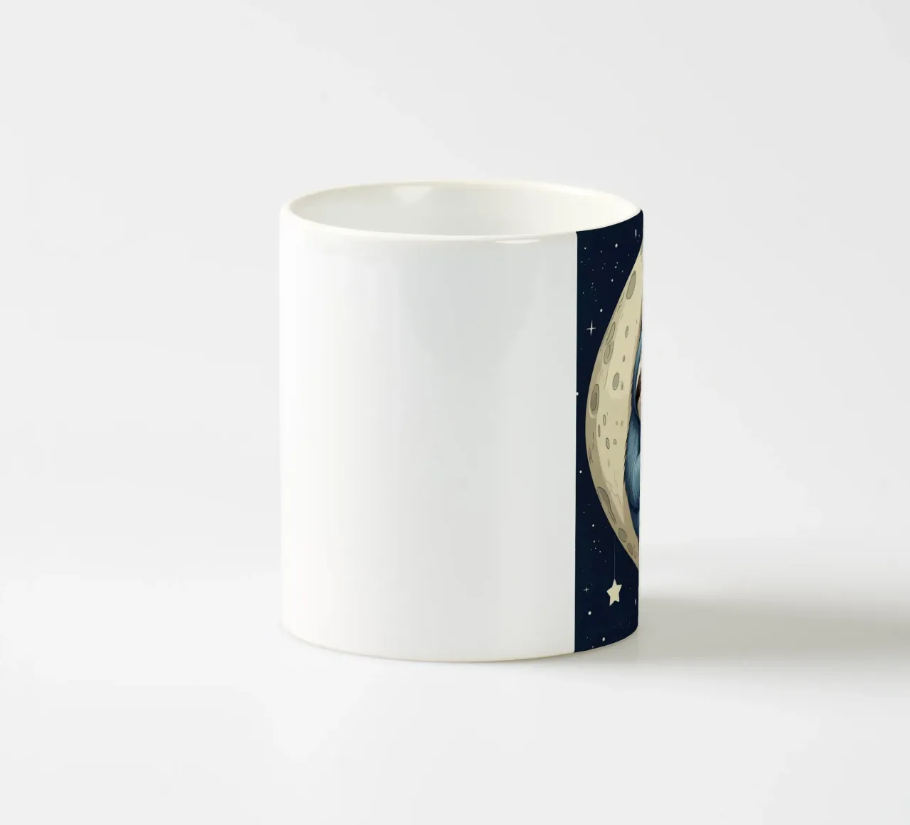 Simpatico bradipo blu sulla mezzaluna con le stelle tazza in ceramica da DesignDoodle