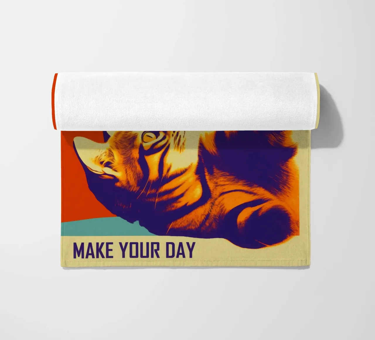 Make Your Day | Gatto e farfalla in stile retrò telo mare da Autofocus