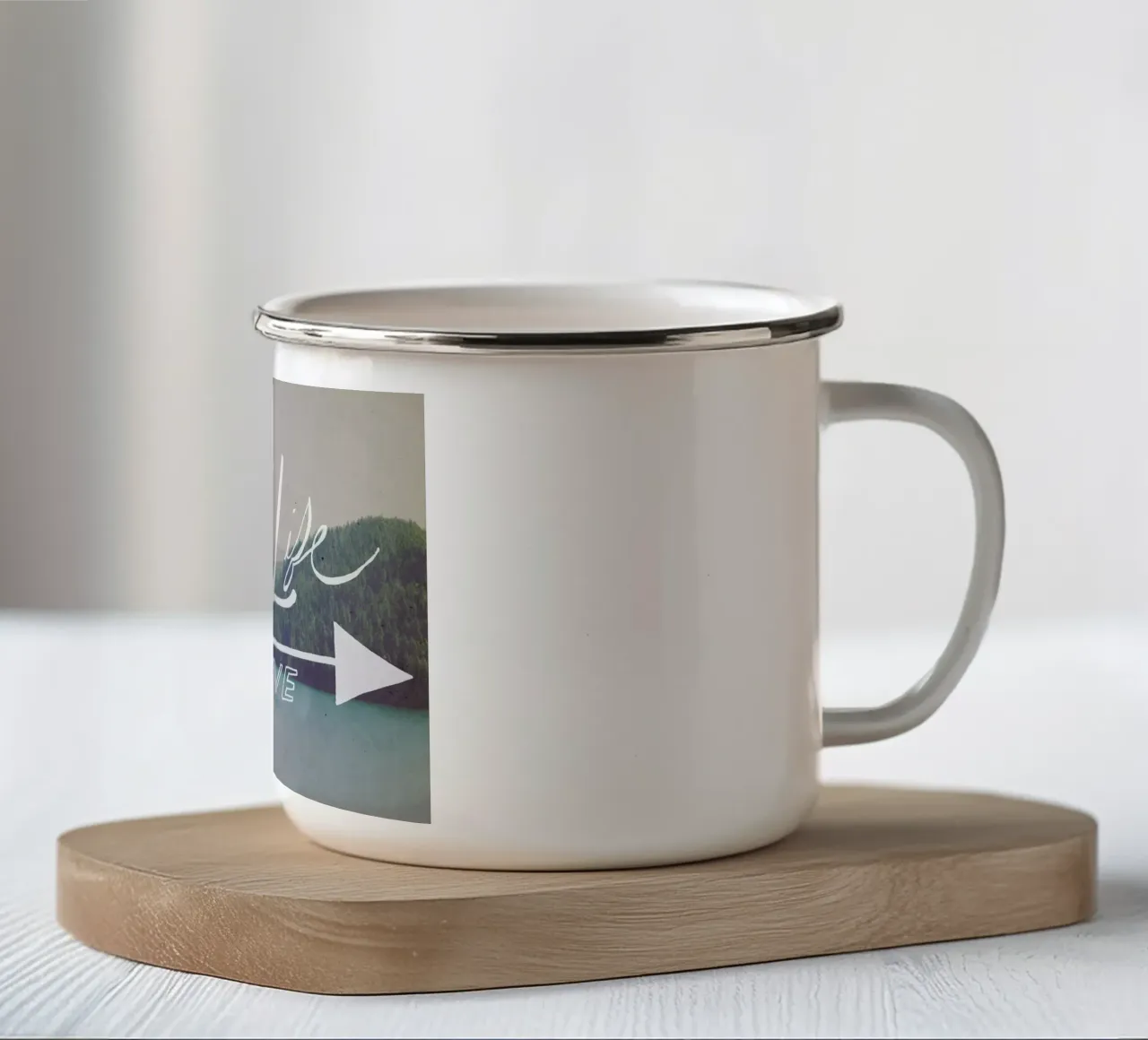 The Aim of Life tazza in smalto da Leah Flores