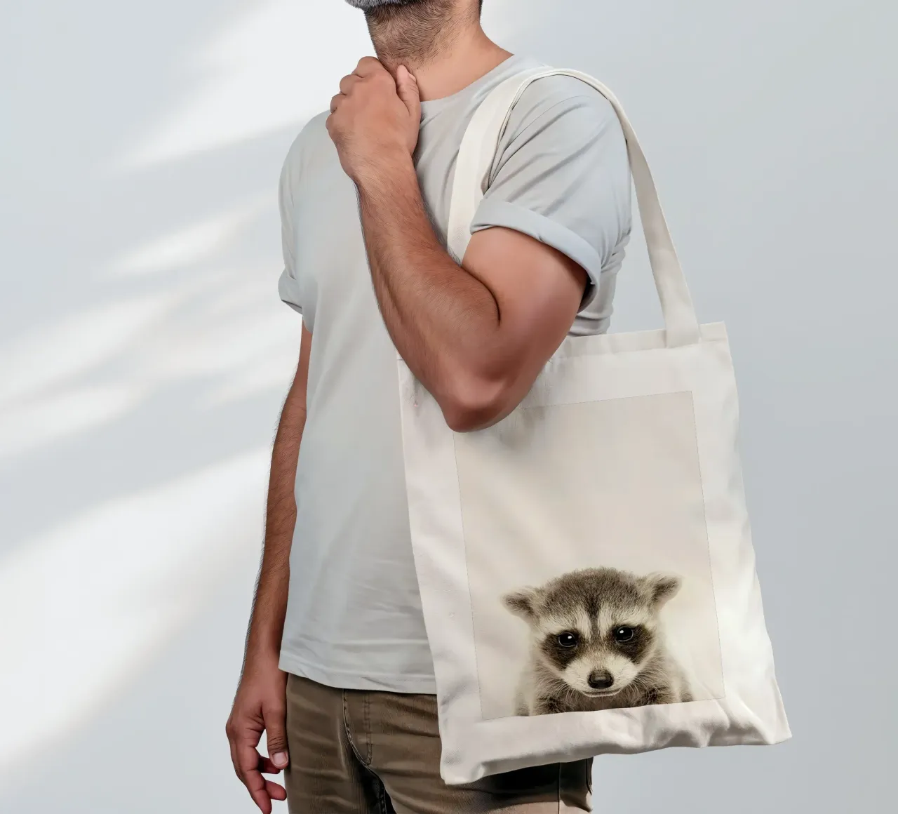 Procione borsa in juta da Emil Art Studio