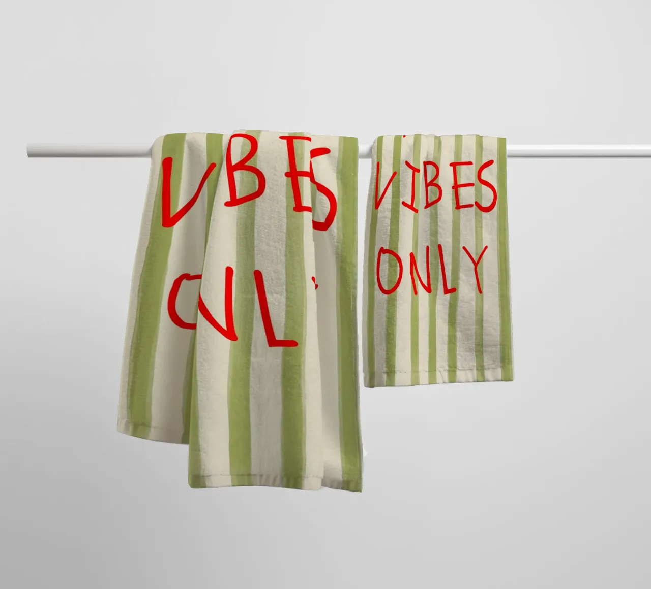 Good Vibes Only Typography asciugamano da bagno da Attaboy Dsgn