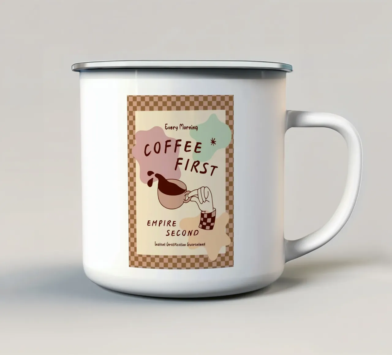 Prima il caffè, poi l'impero tazza in smalto da Taika Tori Art