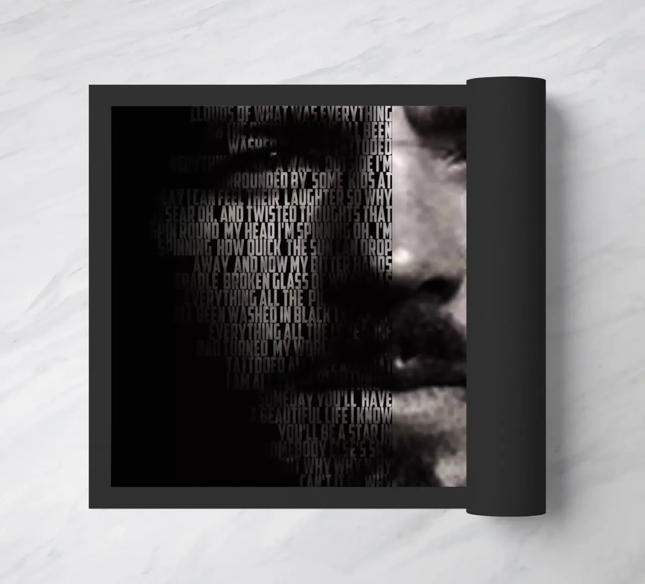 Black deurmat van Gunawan Rb