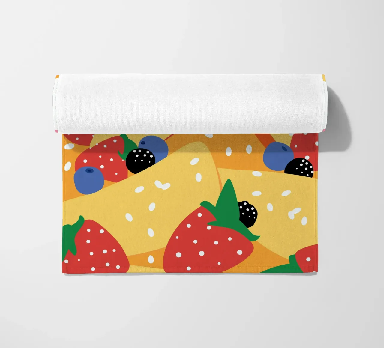 Torta con fragole e mirtilli telo mare da OFFICIAL FRUIT & VEGETABLES