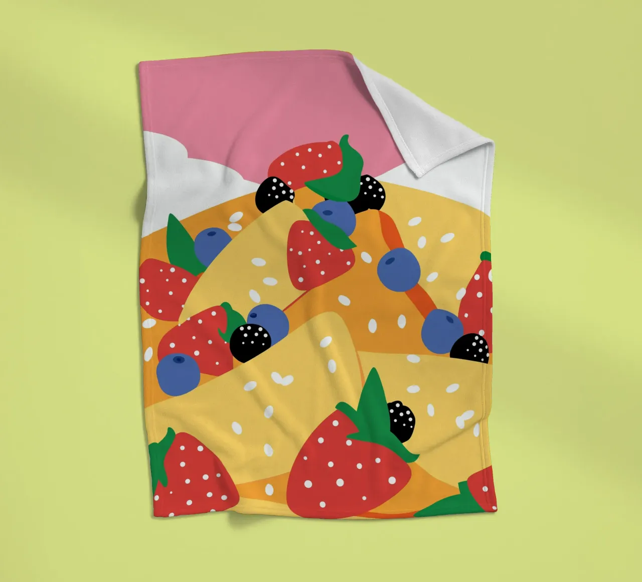 Torta con fragole e mirtilli coperta in pile da OFFICIAL FRUIT & VEGETABLES
