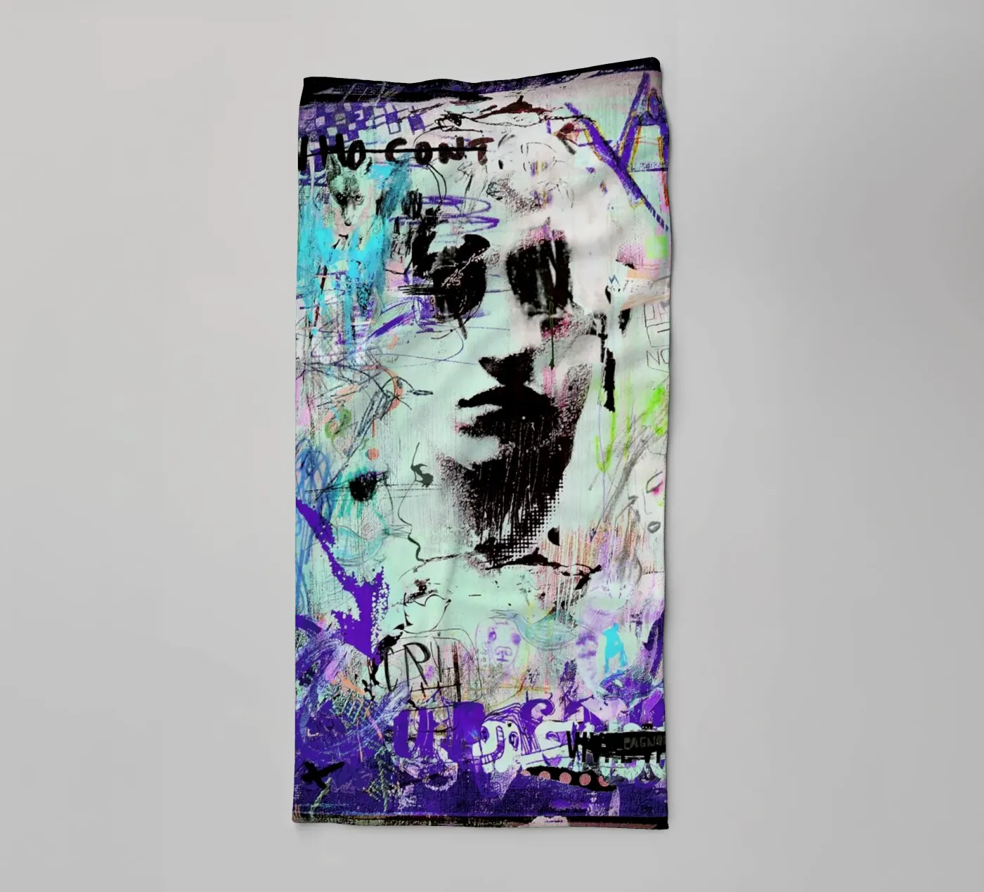 Creep towel by Sandrine Pagnoux