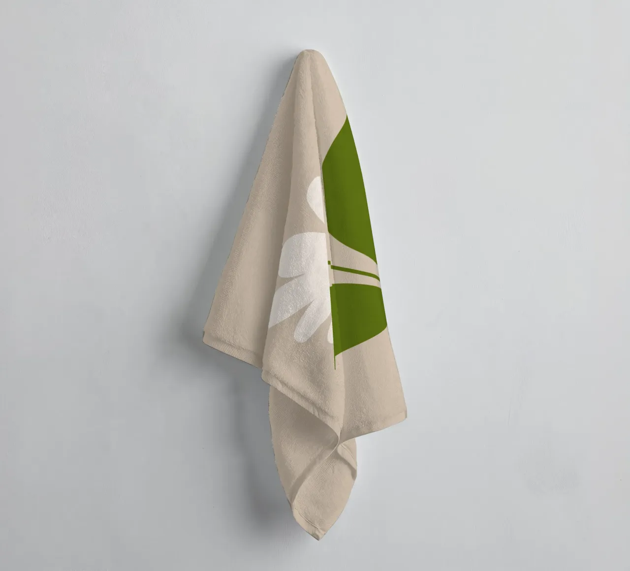 White Green Bloom asciugamano da bagno da TijanaArtStudio88