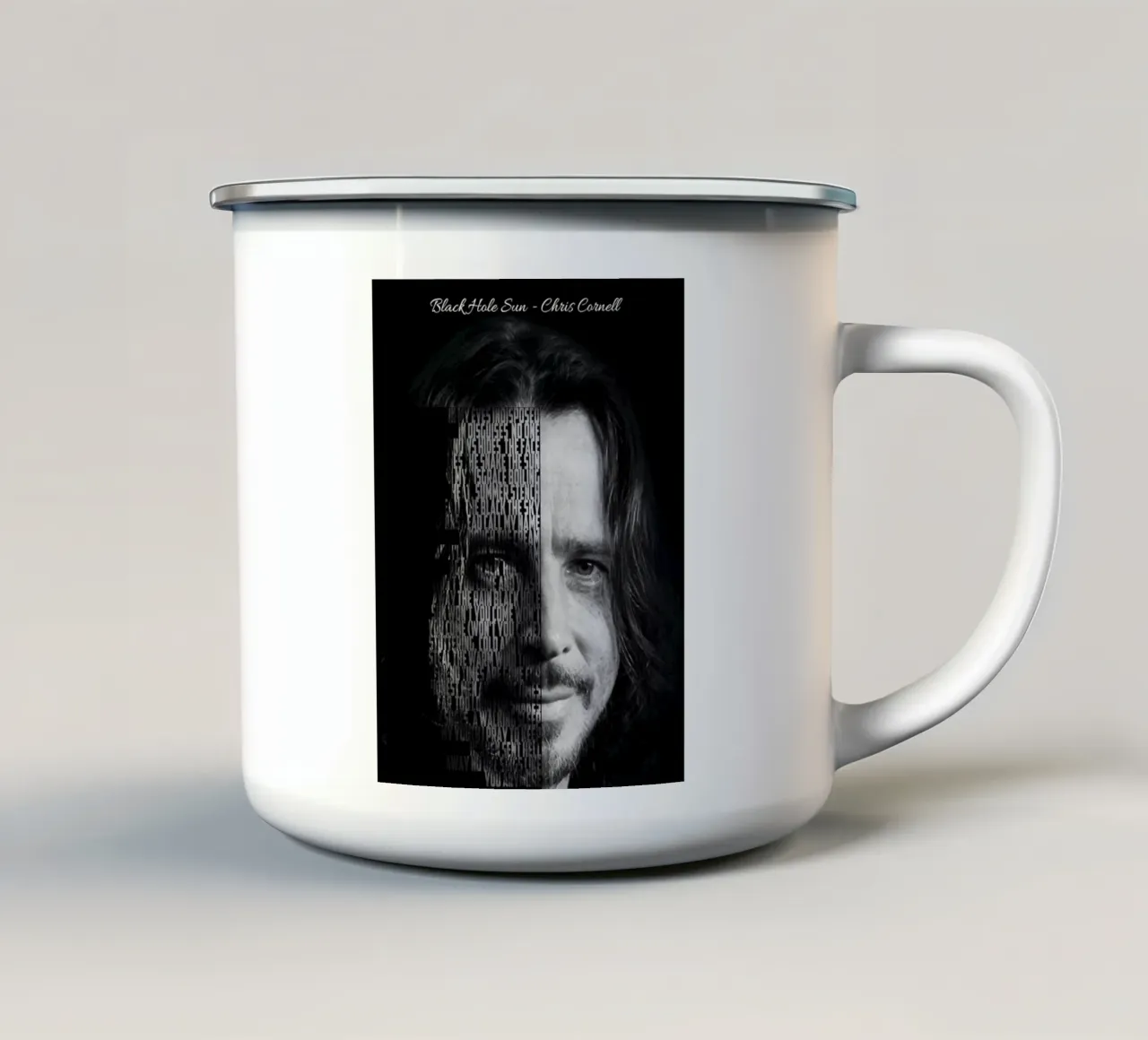 Buco nero del sole tazza in smalto da Gunawan Rb