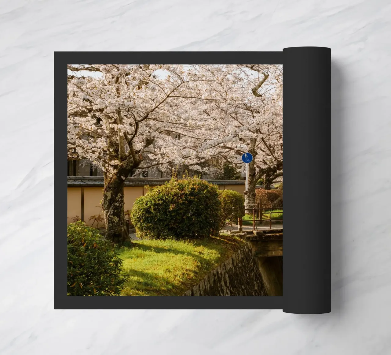 Ponte dei ciliegi in fiore a Kyoto, Giappone zerbino da mbgraphx2