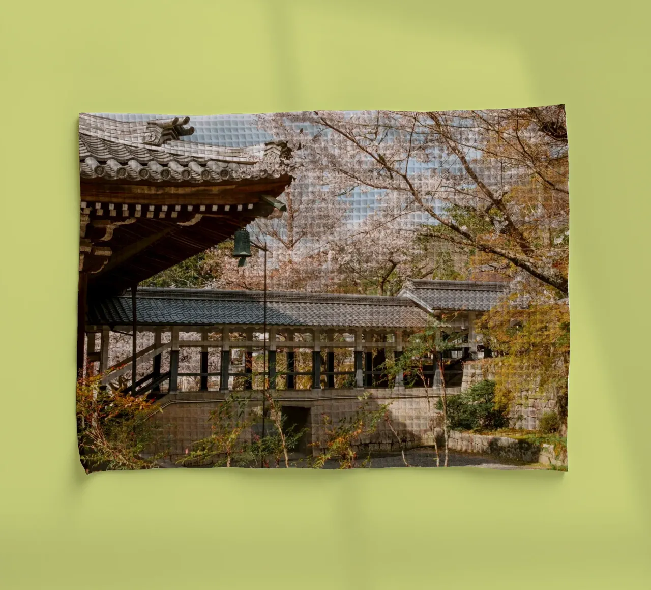 Tempio dei ciliegi in fiore a Kyoto, Giappone canovaccio da cucina da mbgraphx2