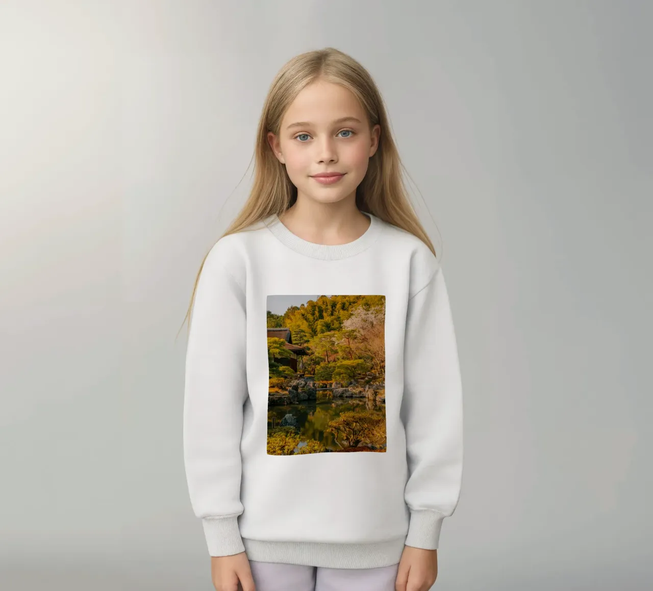 Tempio giapponese al tramonto a Kyoto, Giappone felpa bambino da mbgraphx2