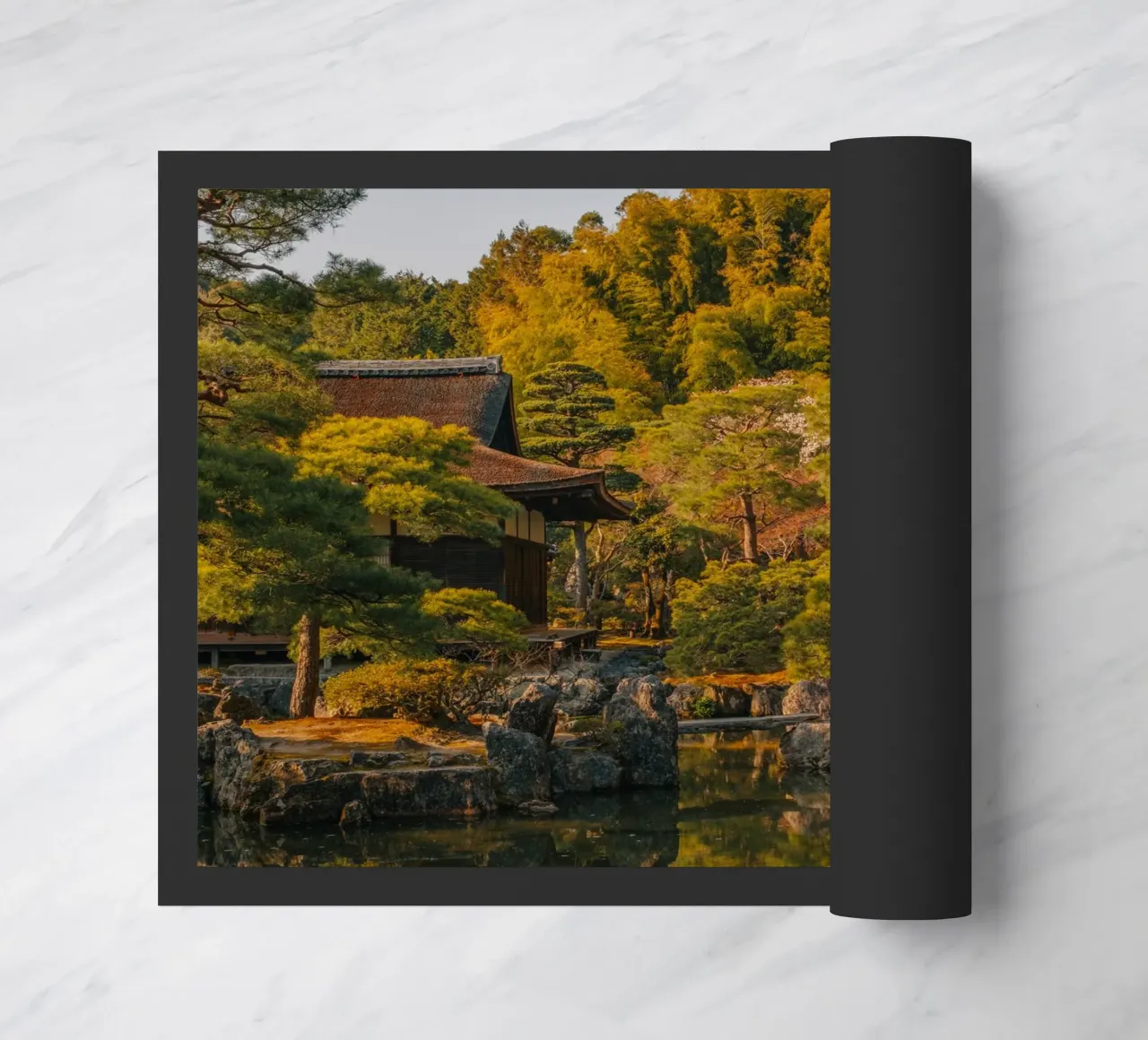 Tempio giapponese al tramonto a Kyoto, Giappone zerbino da mbgraphx2