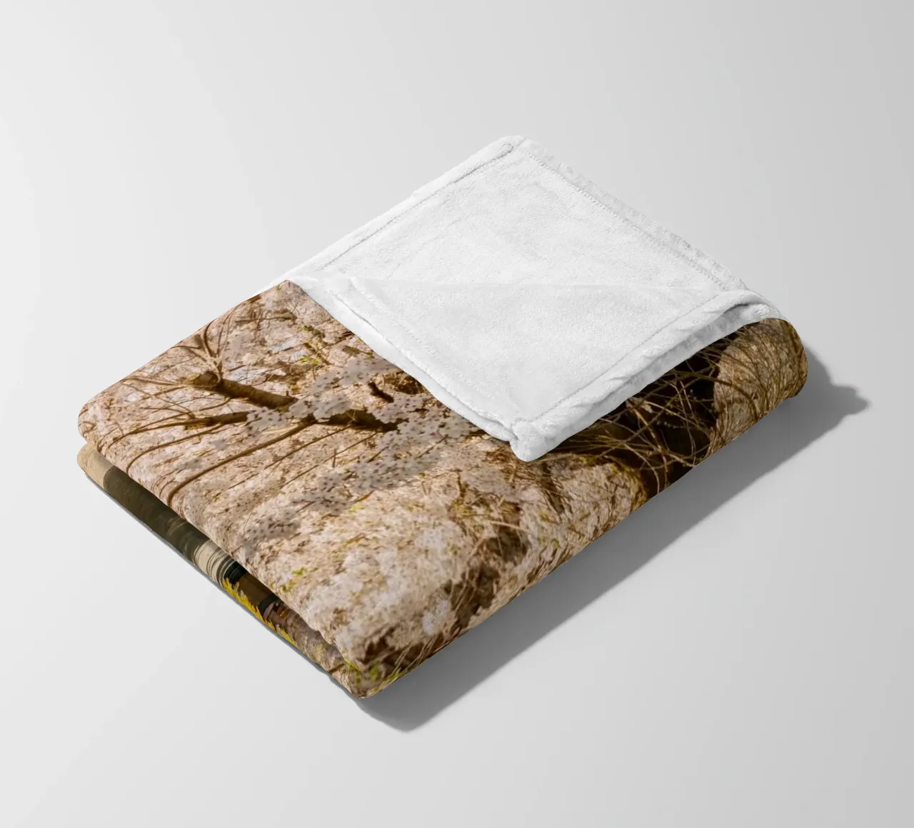 Il sentiero dei ciliegi in fiore a Kyoto, Giappone coperta in pile da mbgraphx2