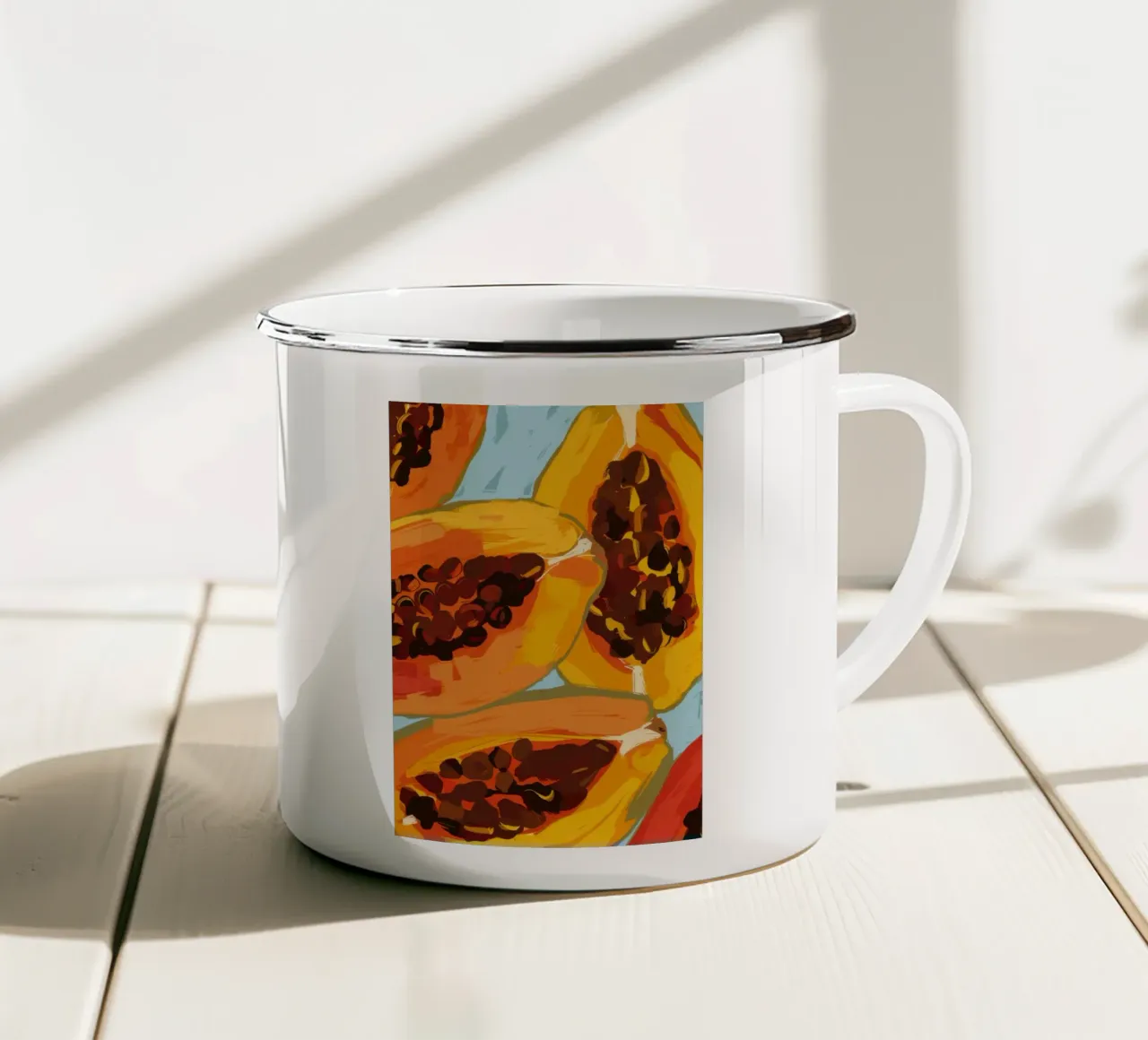 Papaya lussureggiante in primo piano tazza in smalto da Sun Riser