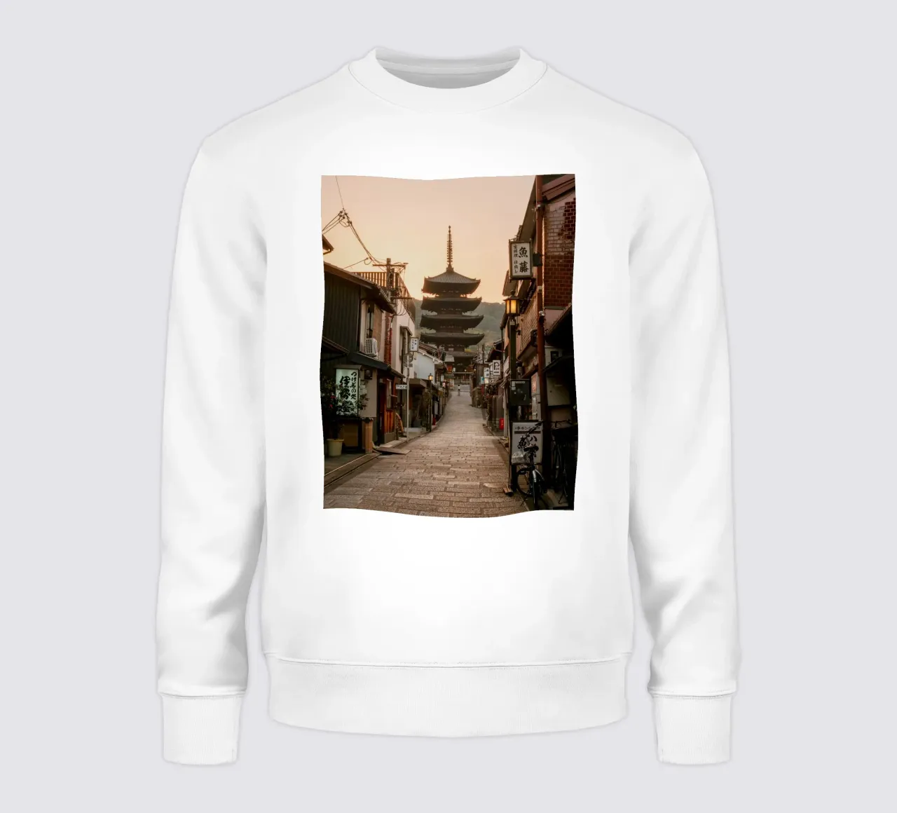 Pagoda di Kyoto all'alba felpa da mbgraphx2