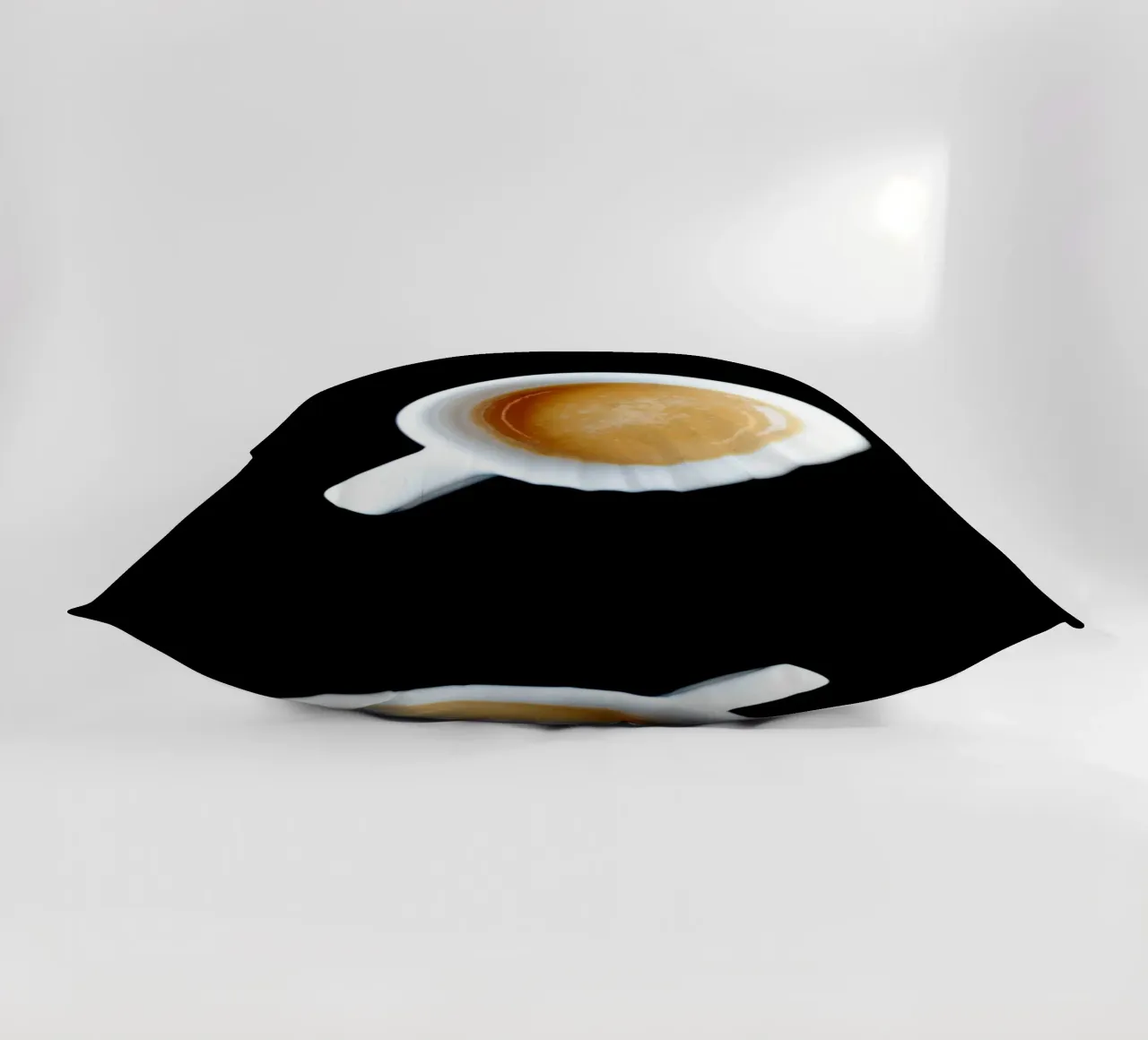 Espresso Liebe cuscino da atmospheric pictures