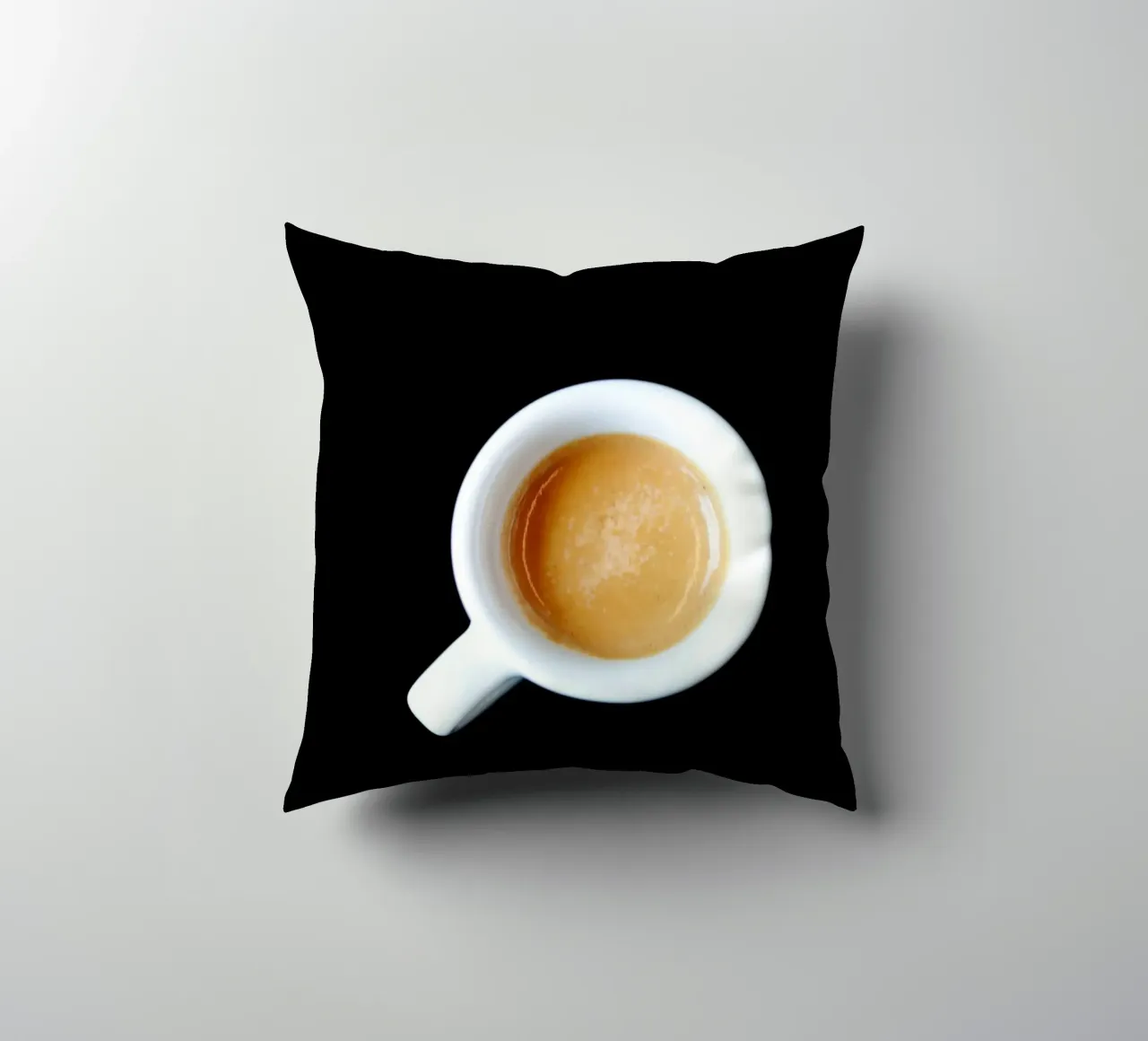 Espresso Liebe cuscino da atmospheric pictures