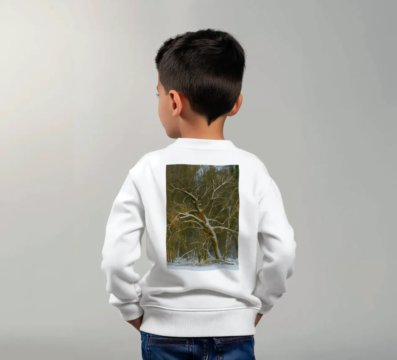 alberi secchi ai margini della foresta felpa bambino da PASMING